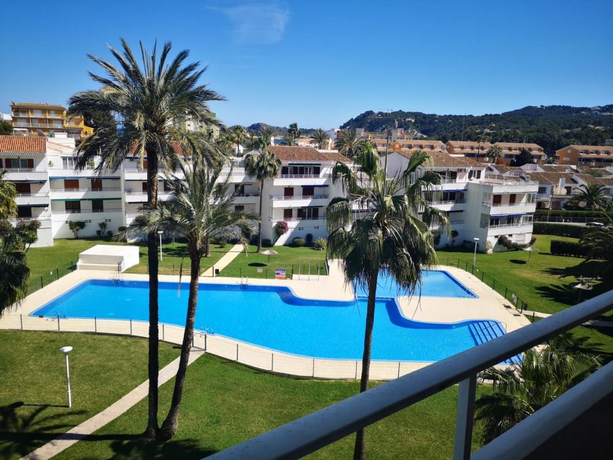 Casa en urb. con la piscina más GRANDE de Jávea. Esterno foto